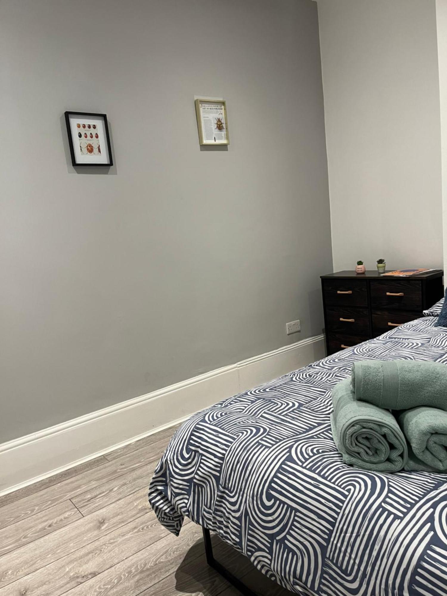 Stunning 2 Bed In Brixton Appartamento *